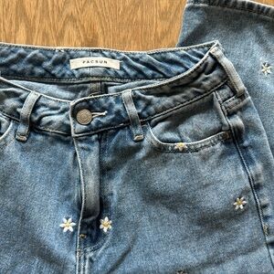 PacSun embroidered flower jeans